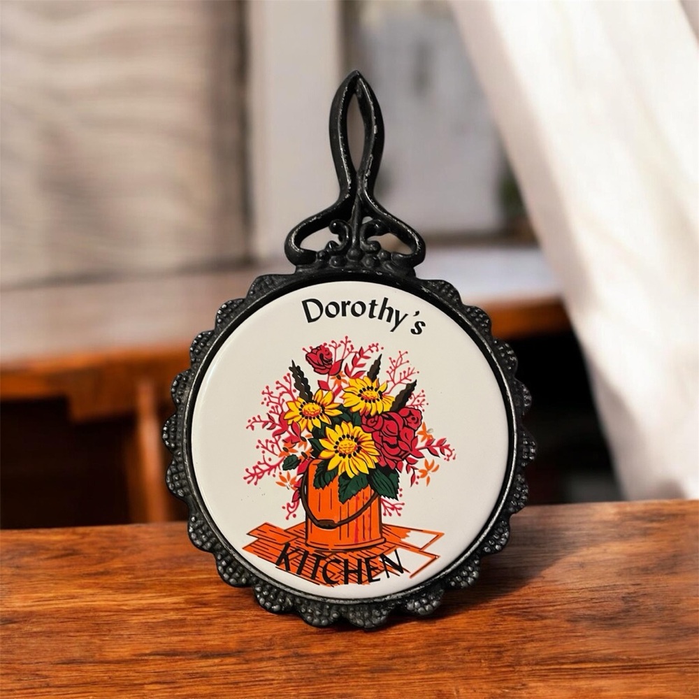 Dorothy's Kitchen Floral Trivet